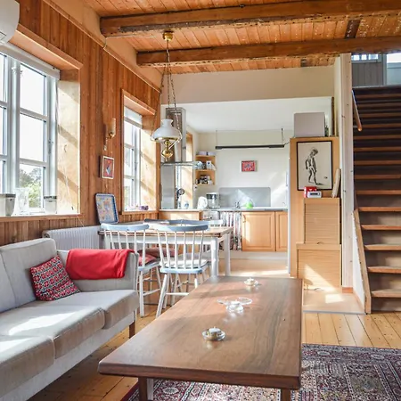 Gorgeous In With Kitchen * Saltum